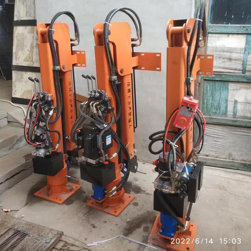 太保市重汽蓝牌随车吊 3.2吨 国六动力强 液压驱动 农用自卸起重机